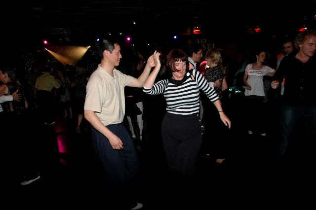 min 2007 11 10 fous swing 433